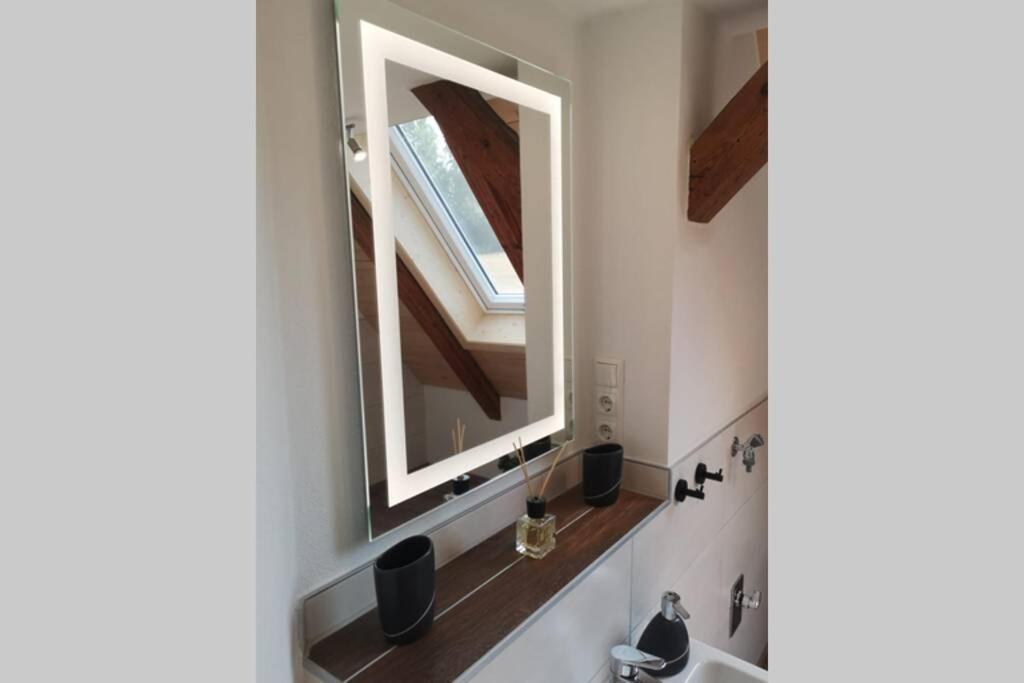Ruhig Gelegene, Top Moderne Ferienwohnung - Hot Tub Und Sauna Gegen Aufpreis Neuhaus an Der Eger Kültér fotó
