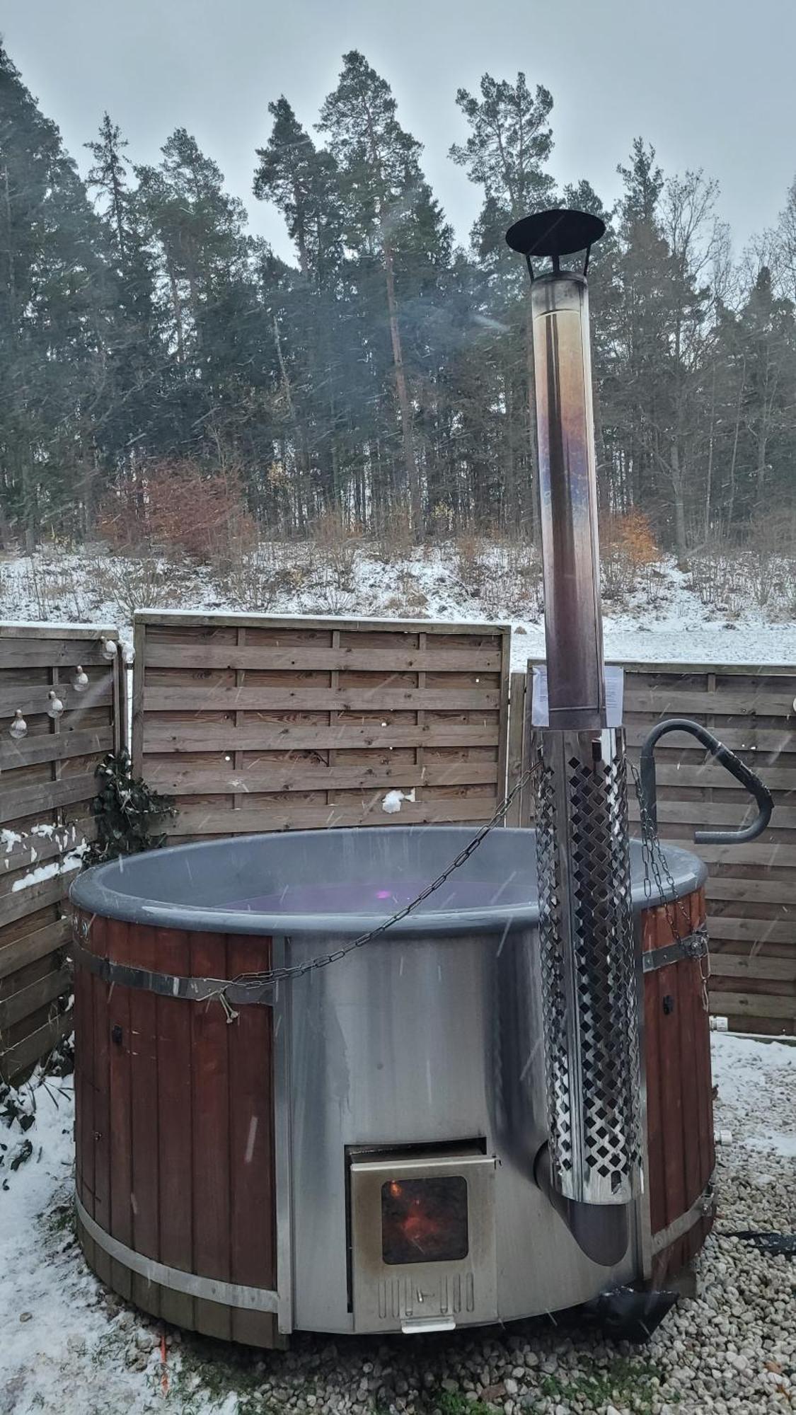 Ruhig Gelegene, Top Moderne Ferienwohnung - Hot Tub Und Sauna Gegen Aufpreis Neuhaus an Der Eger Kültér fotó